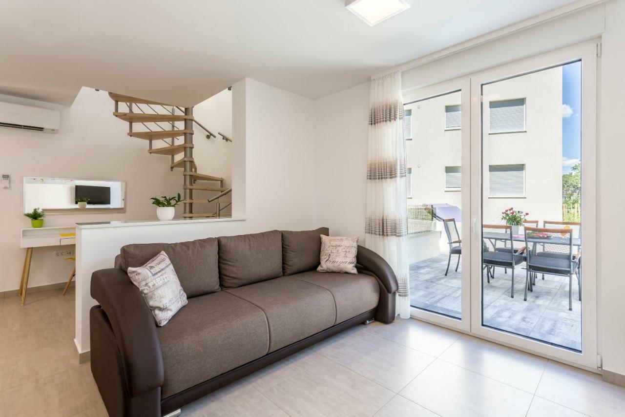 Apartments Villa 19 Podstrana Dış mekan fotoğraf